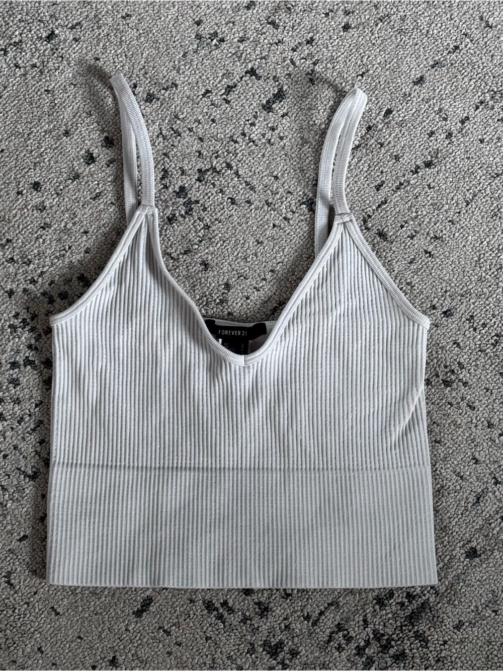 Forever 21 Ribbed Seamless V-Neck Crop Tank Top Off White/Small